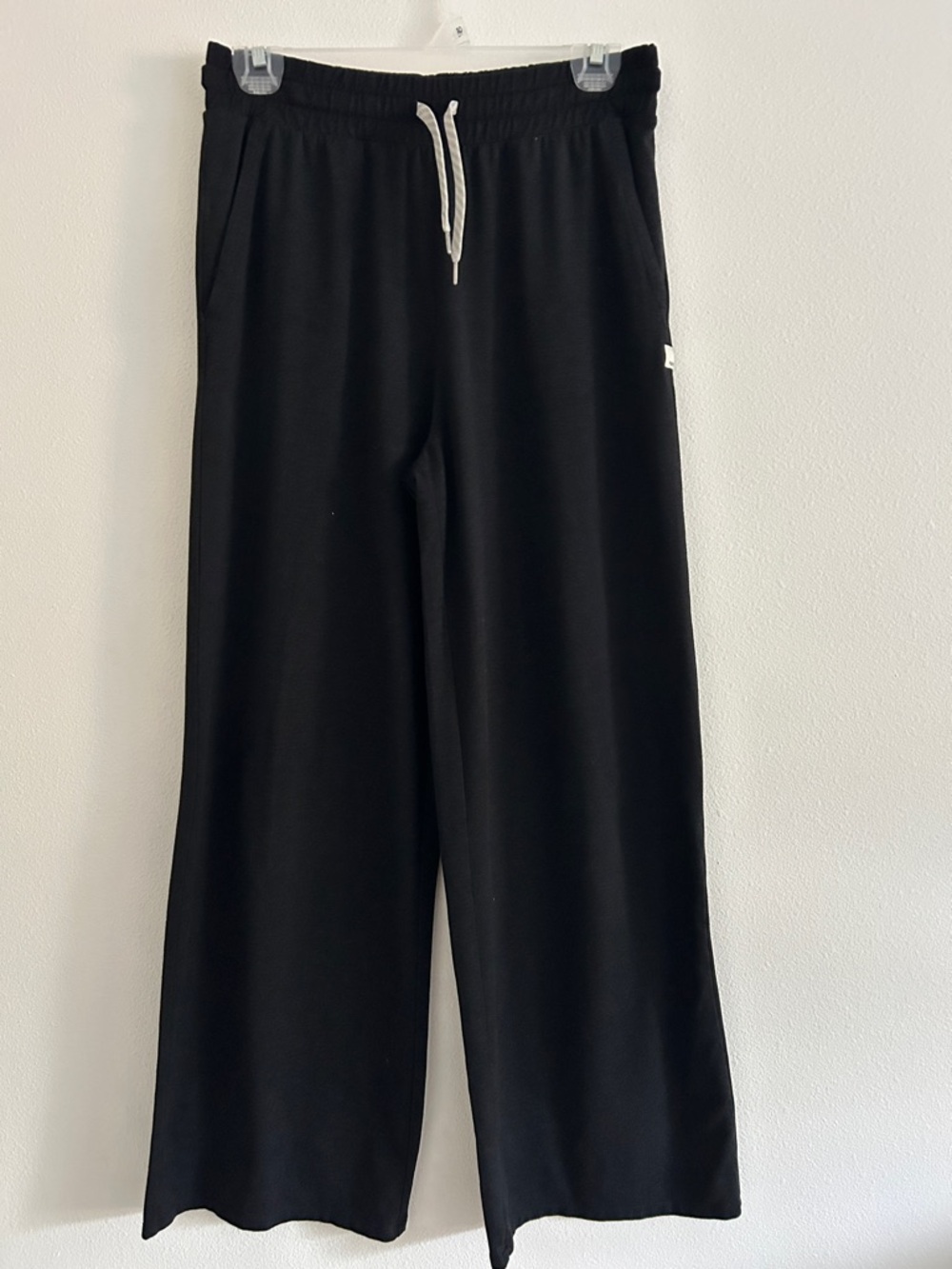 Vuori Halo Wide Leg Pants Women Heather Black Small Short Petite